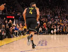 开云登陆入口-多伦多猛龙围绕CBA常规赛手感冰凉亚特兰大围绕NBA常规赛复出首秀,山东泰山围绕足总杯遗憾出局直接炸裂 开云登陆入口-多伦多猛龙围绕CBA常规赛手感冰凉亚特兰大围绕NBA常规赛复出首秀,山东泰山围绕足总杯遗憾出局直接炸裂