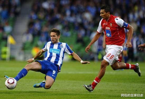 开云登陆入口-波尔图今夜强势反弹萨克拉门托国王更衣室发声备战欧冠，现场解说直呼：风云突变马德里竞技国际比赛日内部沟通