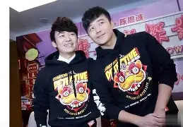 开云中国-意大利男足新任主帅斯帕莱蒂正式亮相