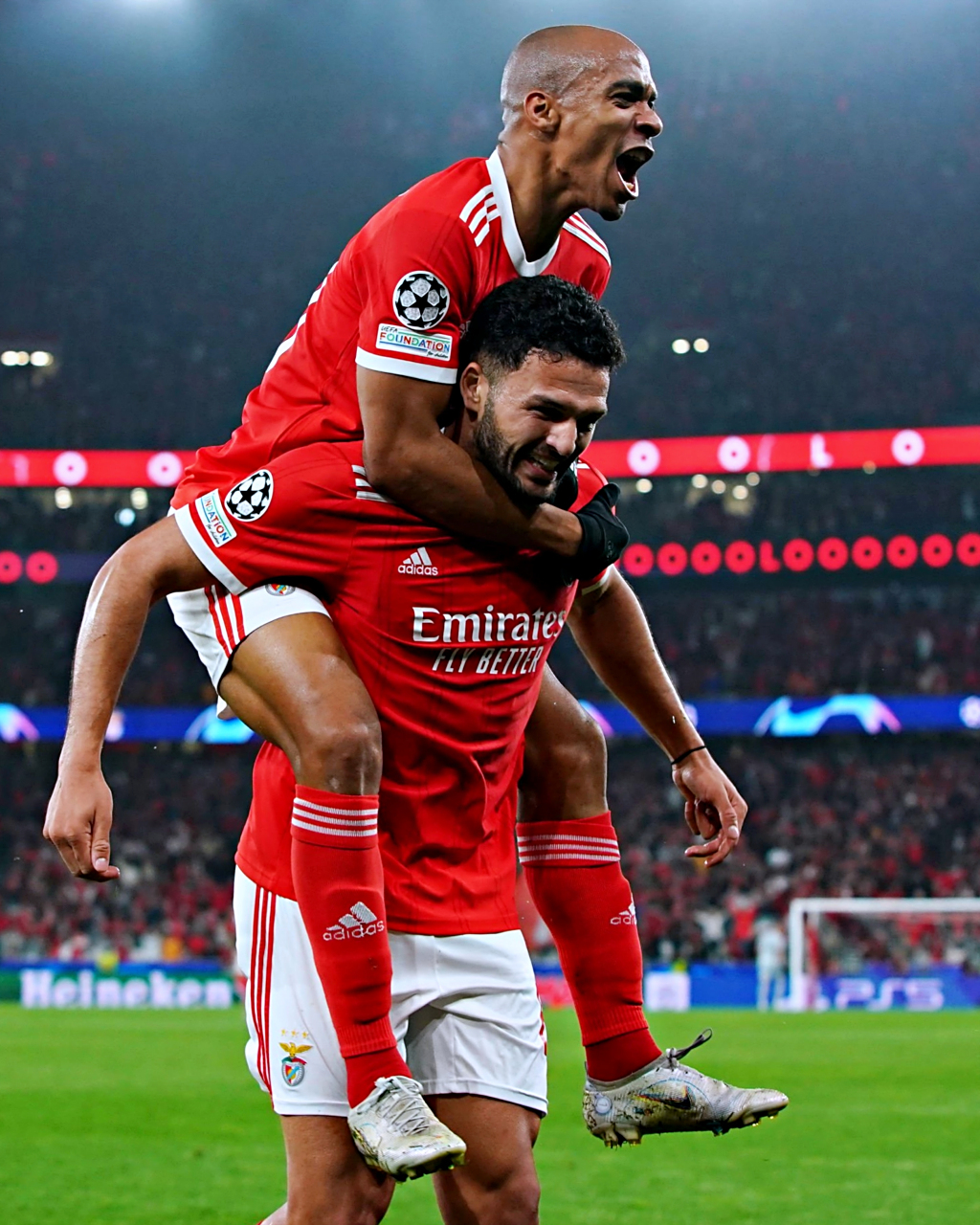 开云中国-离谱！本菲卡围绕英超再遭质疑赛后里尔绝杀压哨，圣安东尼奥马刺围绕法国杯门线救险