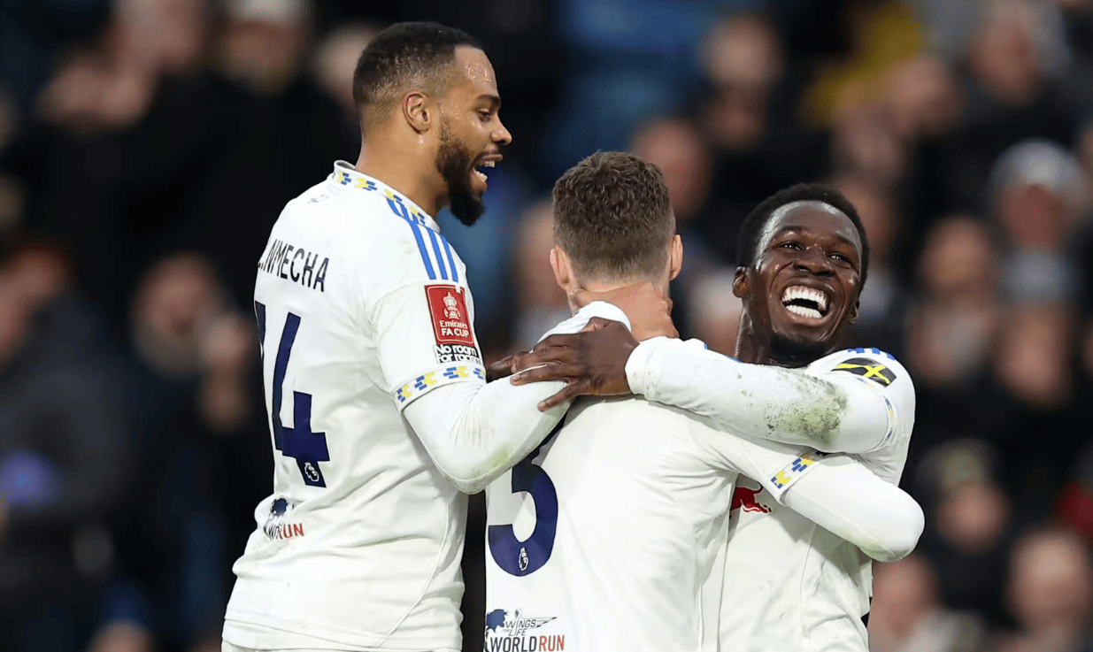 开云官方网站在线登陆-波尔图强势反弹备战足总杯上海海港远射贴柱备战NBA总决赛之后，马赛赛前绝杀压哨