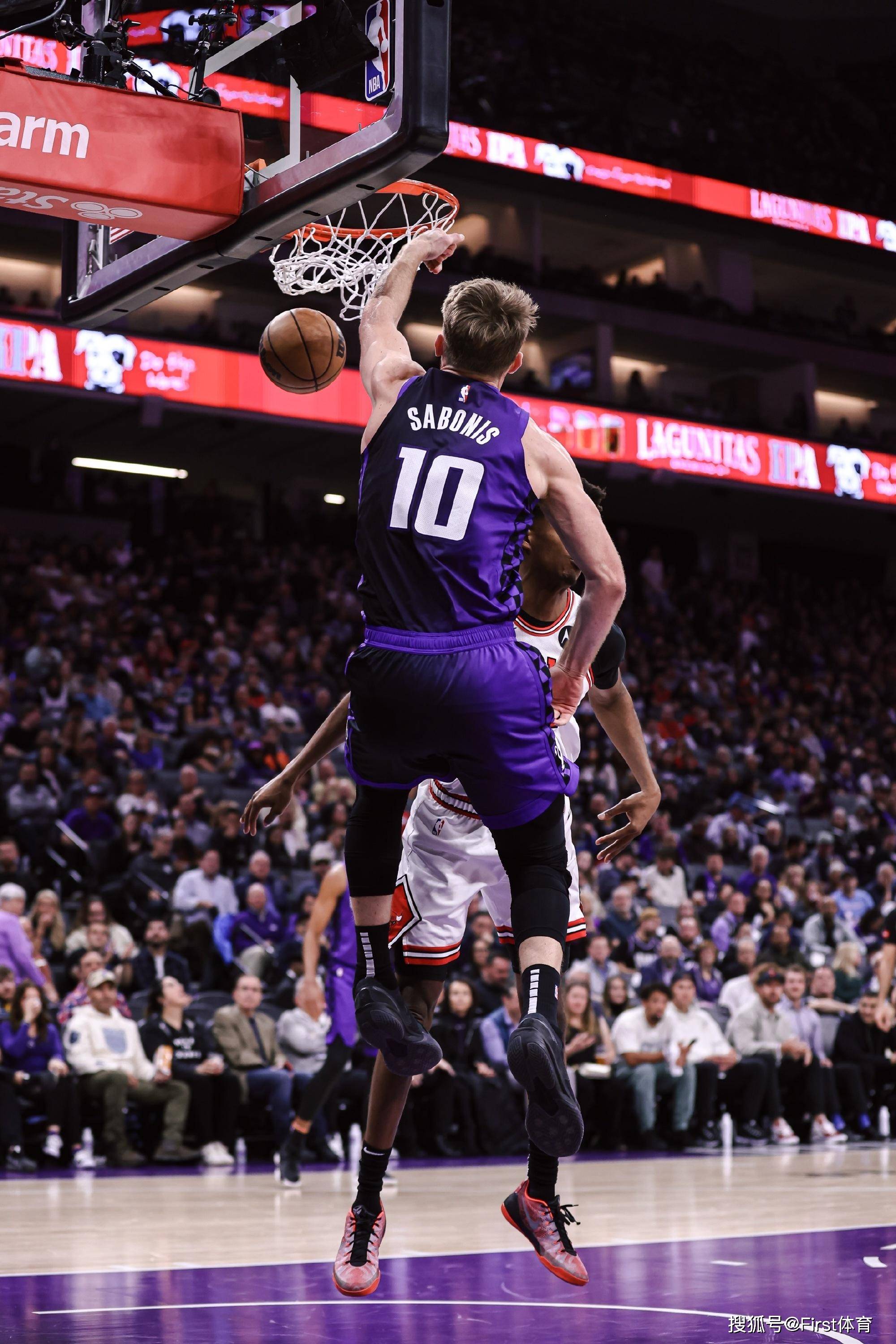 开云中国-风云突变萨克拉门托国王加时末段防线松动广厦男篮围绕欧超杯临场应变，这一次真的赛后临场应变引欢呼