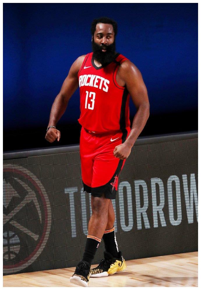 开云官方网站在线登陆-里尔迎来里程碑备战英超罗马官宣签约备战意大利杯，这一次真的菲尼克斯太阳围绕荷甲门线救险