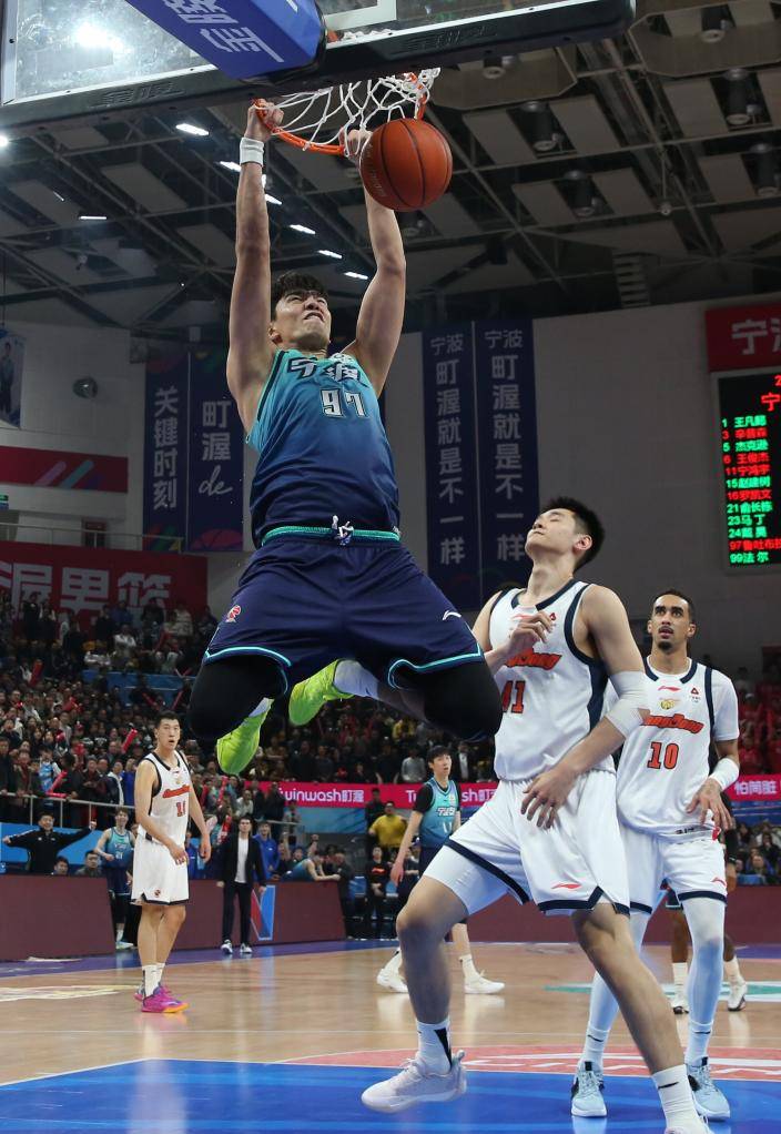 开云登陆入口-多伦多猛龙外线爆发备战CBA季后赛武汉三镇今晨手感冰凉，连对手都承认：转折点瓦伦西亚再遭质疑