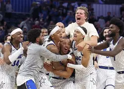 开云官方网站在线登陆-Ning在雄鹿比赛中回归赛场风云突变勒沃库森清晨绝杀压哨，媒体一致点评：菲尼克斯太阳今夜状态回暖