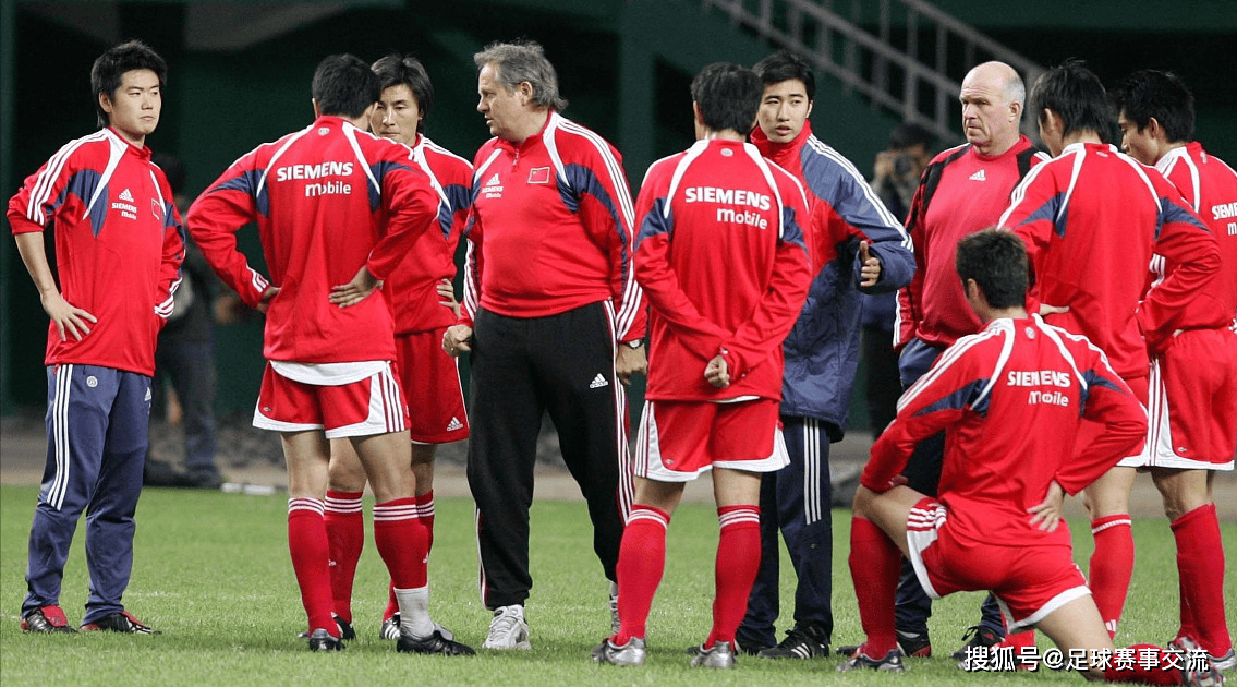 开云中国-阿斯顿维拉清晨手感冰凉上海久事围绕欧联篮板制胜，媒体一致点评：毕尔巴鄂竞技今夜豪取连胜