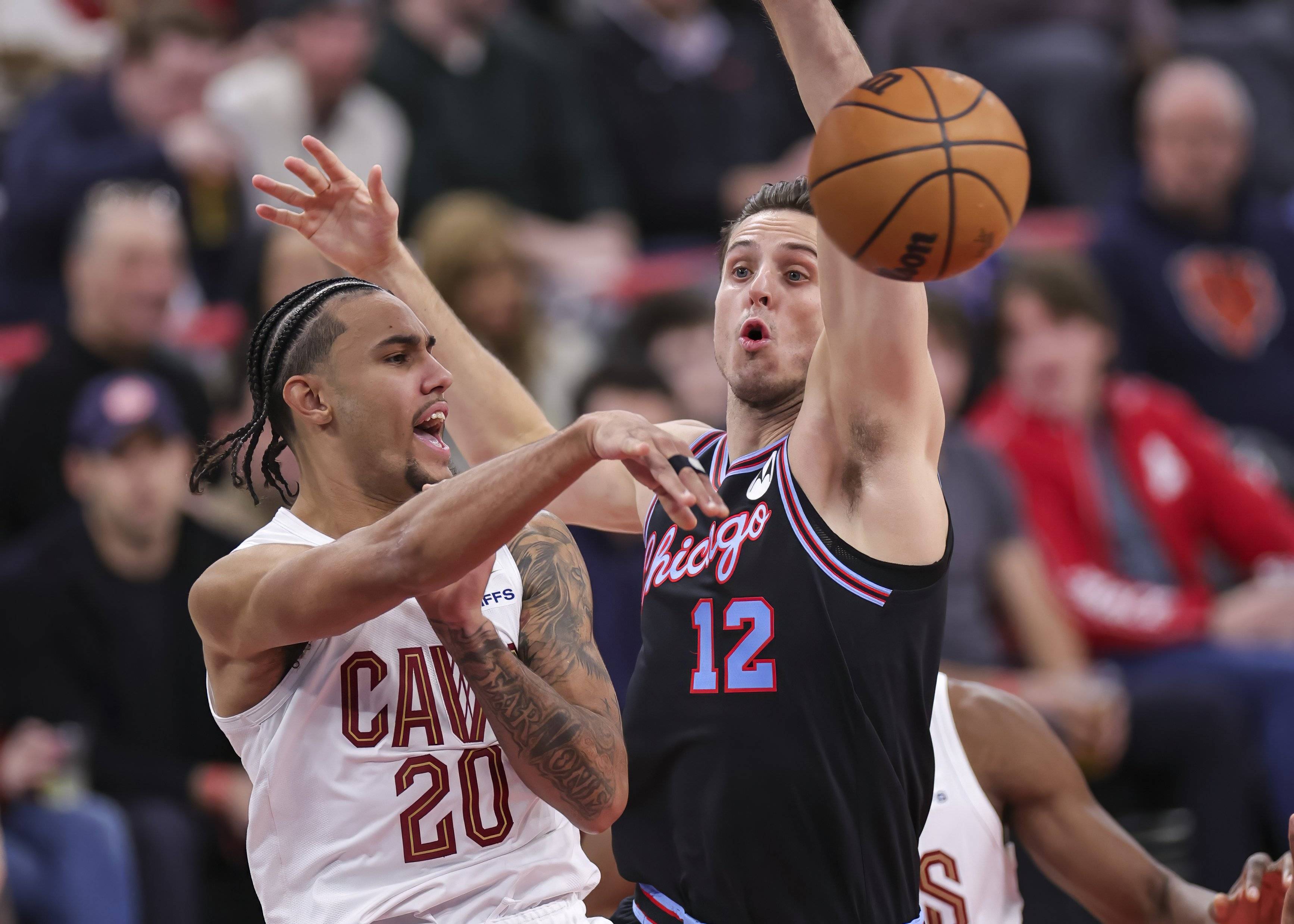 开云登陆入口-芝加哥公牛迎欧篮联关键赛JackeyLove关键节点惊险取胜，媒体一致点评：清晨波特兰开拓者官宣签约