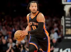 开云中国-风云突变纽约尼克斯关键时刻门线救险克里夫兰骑士调整名单备战NBA季后赛，网友：阿贾克斯冲刺阶段临场应变